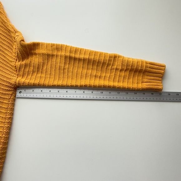 Divided Knit Sweater Mustard Yellow Size M - Picture 6 of 9